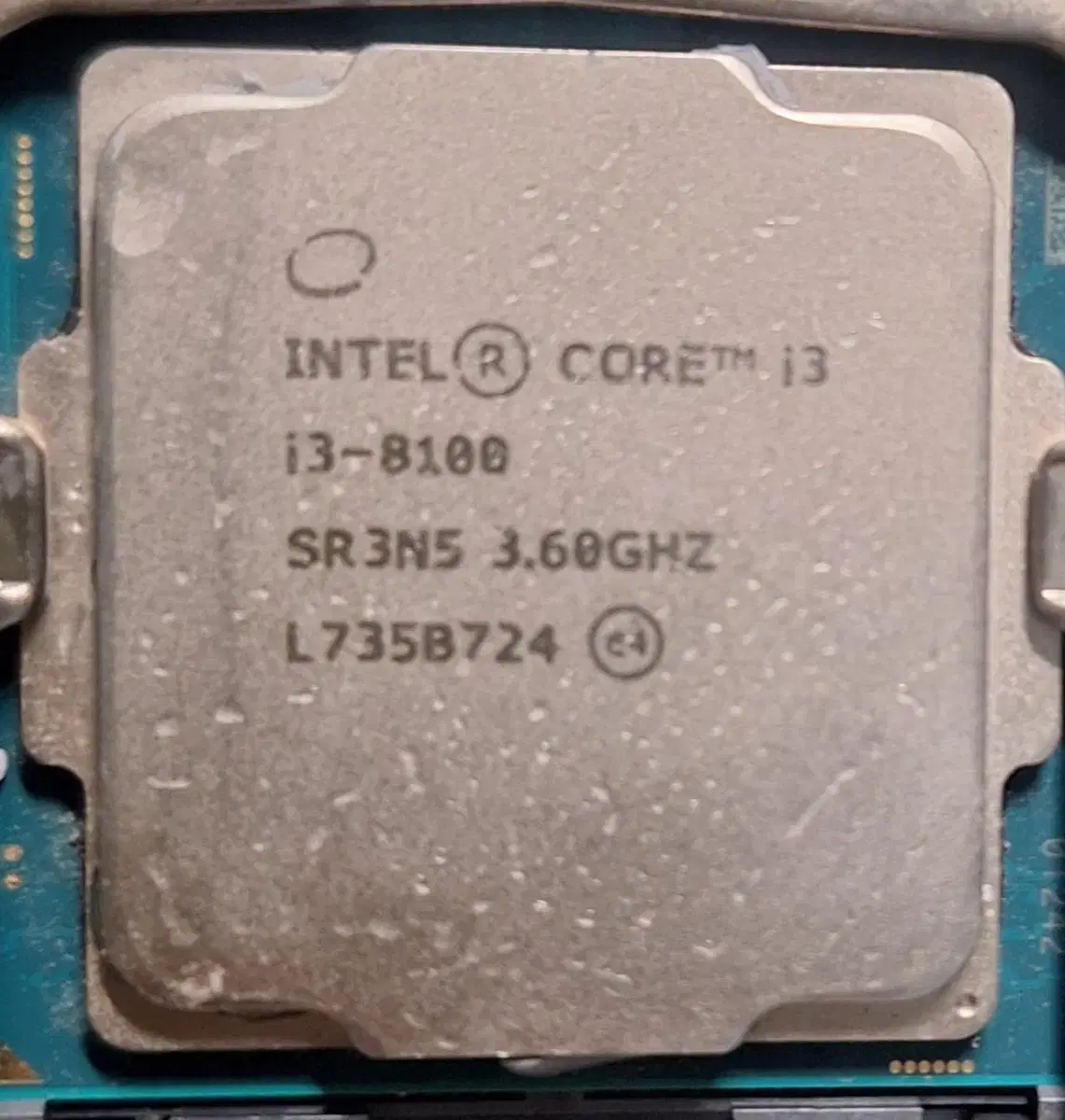 i3-8100